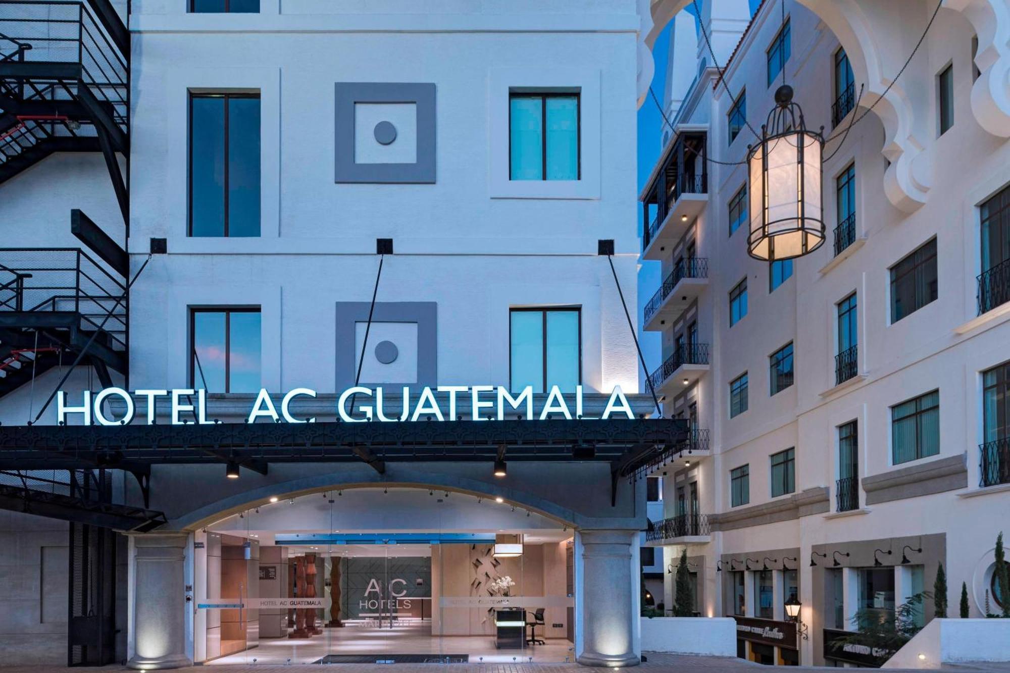 Ac Hotels By Marriott Guatemala City Екстер'єр фото