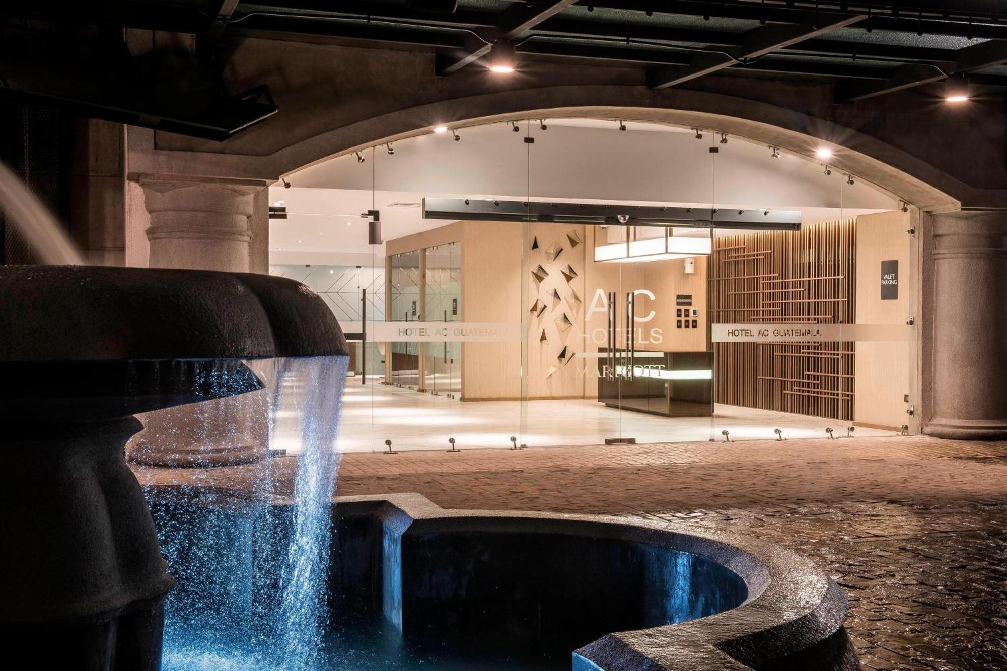 Ac Hotels By Marriott Guatemala City Екстер'єр фото