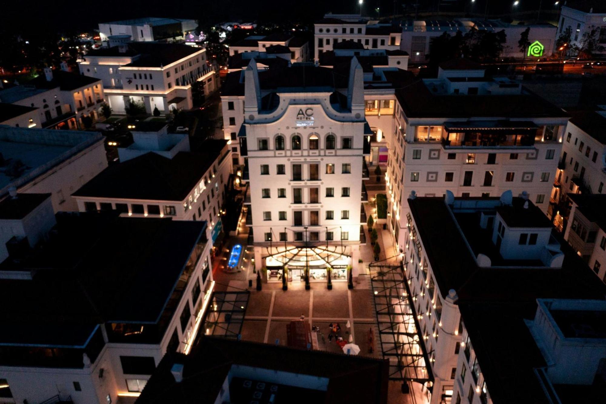 Ac Hotels By Marriott Guatemala City Екстер'єр фото
